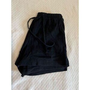 Zenana black sweatpant short size L